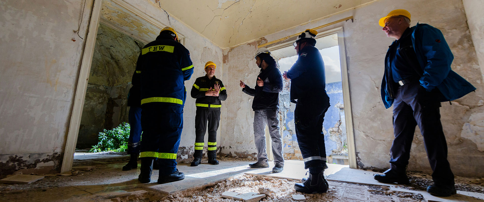Obras y Servicios